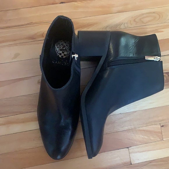 Vince Camuto Boots - Picture 2 of 2